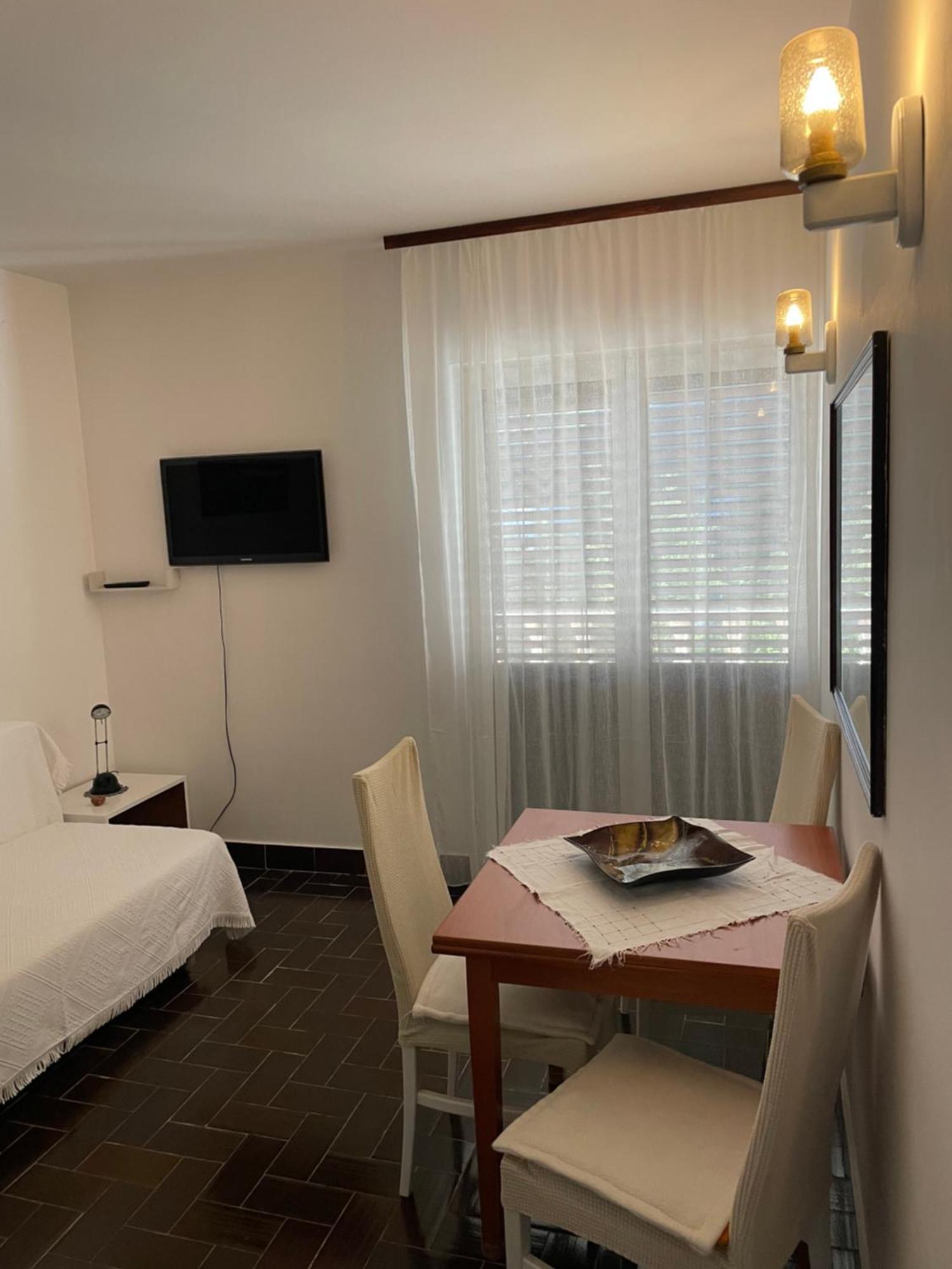 Guesthouse Antonija Вели-Лошинь Экстерьер фото